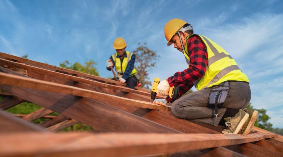 Professional Flat Roofing Installation services in Clutier, IA